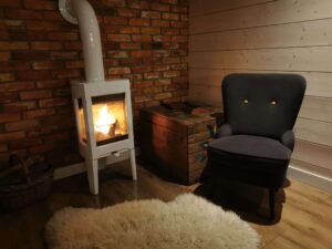 kominek, fotel